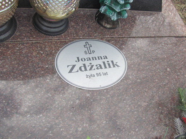 Joanna Żdżalik Szczawno Zdrój - Grobonet - Wyszukiwarka osób pochowanych
