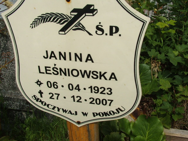 Janina Leśniowska 1923 Szczawno Zdrój - Grobonet - Wyszukiwarka osób pochowanych