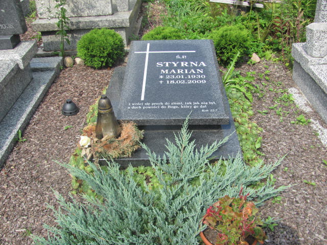 Grób Marian Styrna