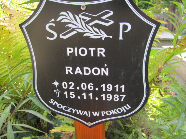 Piotr Radoń 1911 Szczawno Zdrój - Grobonet - Wyszukiwarka osób pochowanych