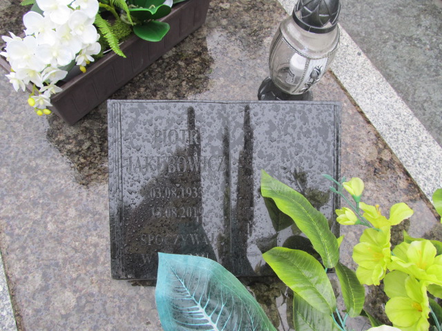 Danuta Elżbieta Karwat 1960 Szczawno Zdrój - Grobonet - Wyszukiwarka osób pochowanych