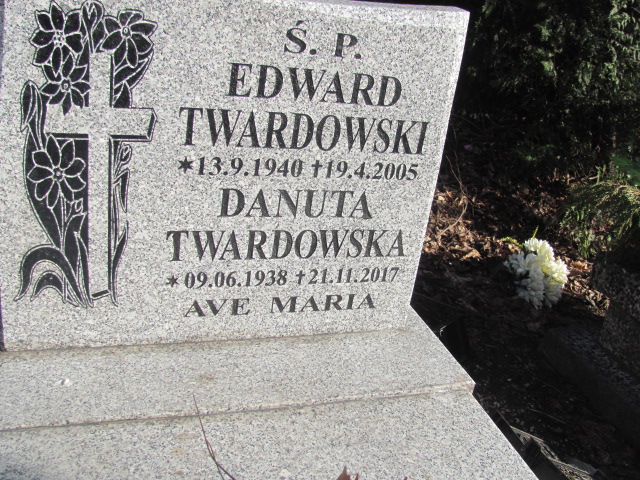 Danuta Twardowska 1928 Szczawno Zdrój - Grobonet - Wyszukiwarka osób pochowanych