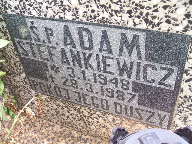 Krzysztof Jaśko 1964 Szczawno Zdrój - Grobonet - Wyszukiwarka osób pochowanych